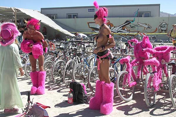 pink-bikes